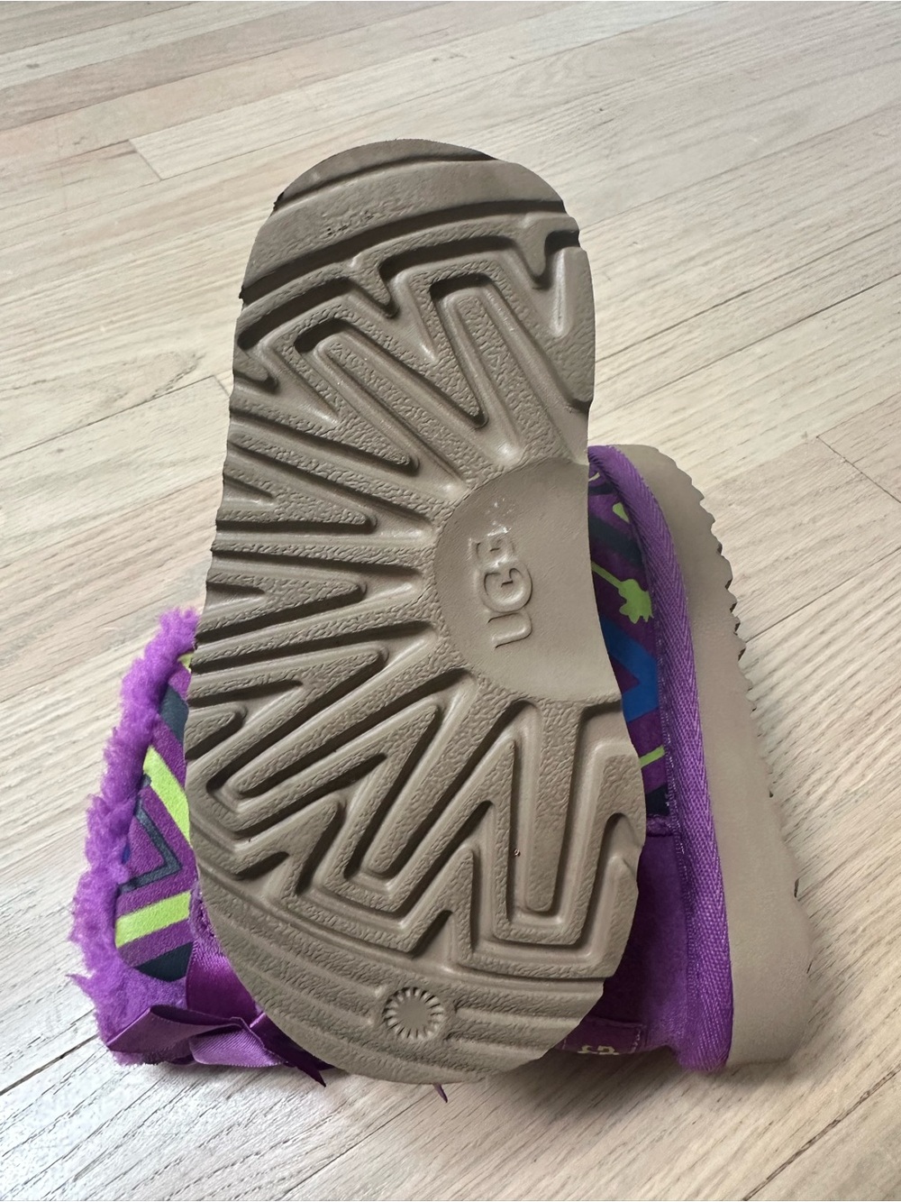 UGG Toddler Boots Sz 7 - Picture 3 of 7
